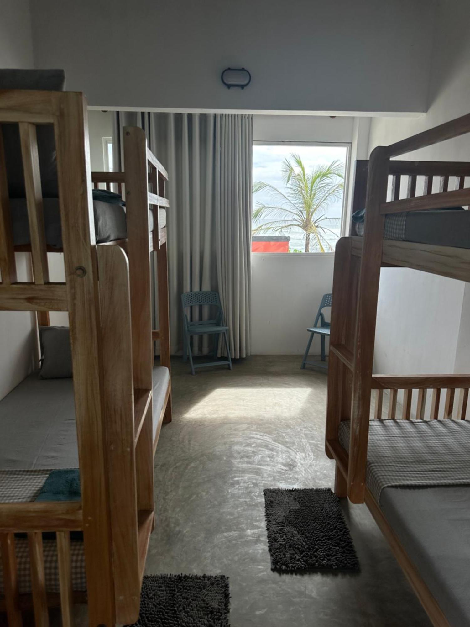 Hostel Dip N Doze Ahangama Exteriér fotografie