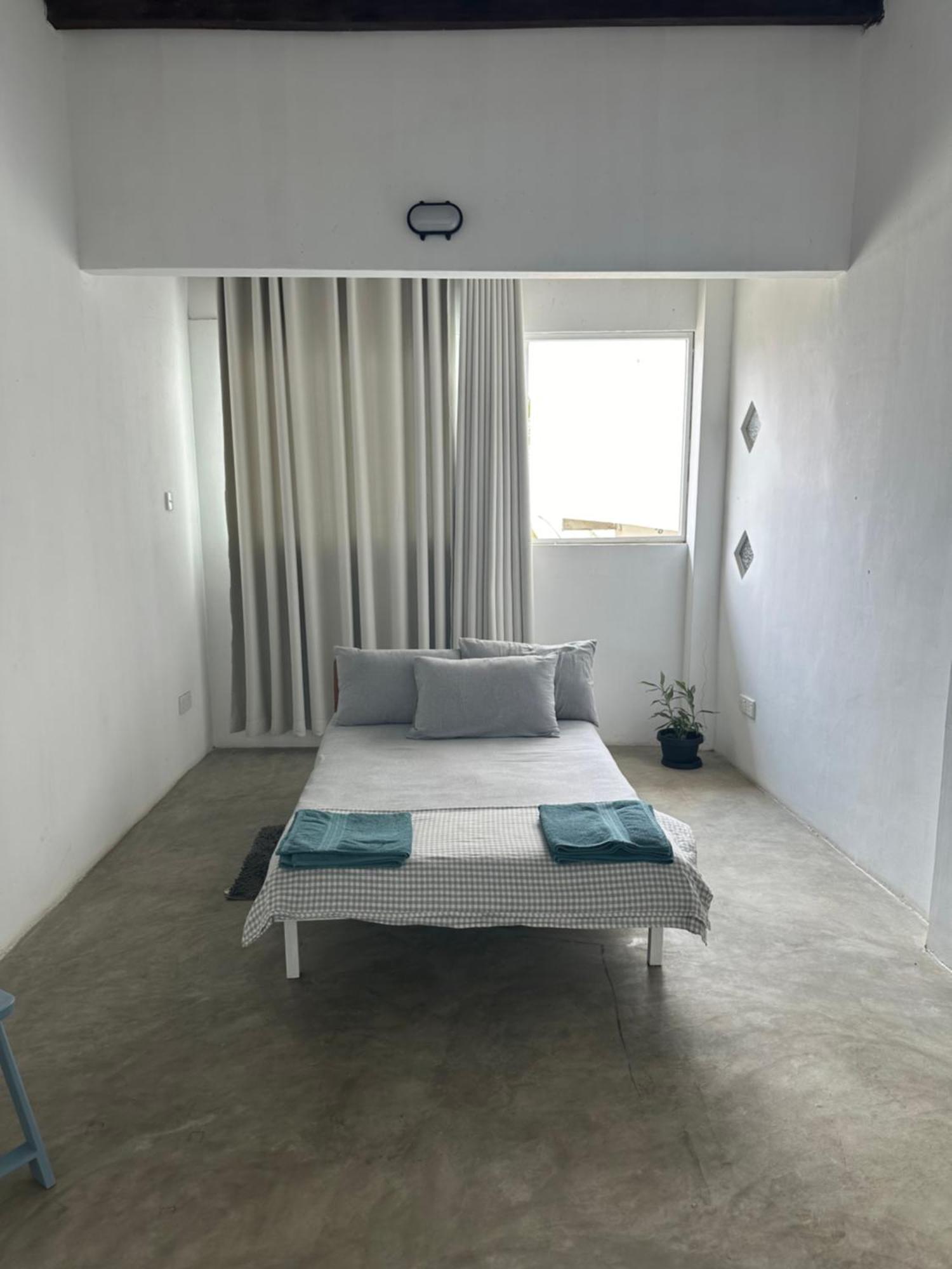 Hostel Dip N Doze Ahangama Exteriér fotografie